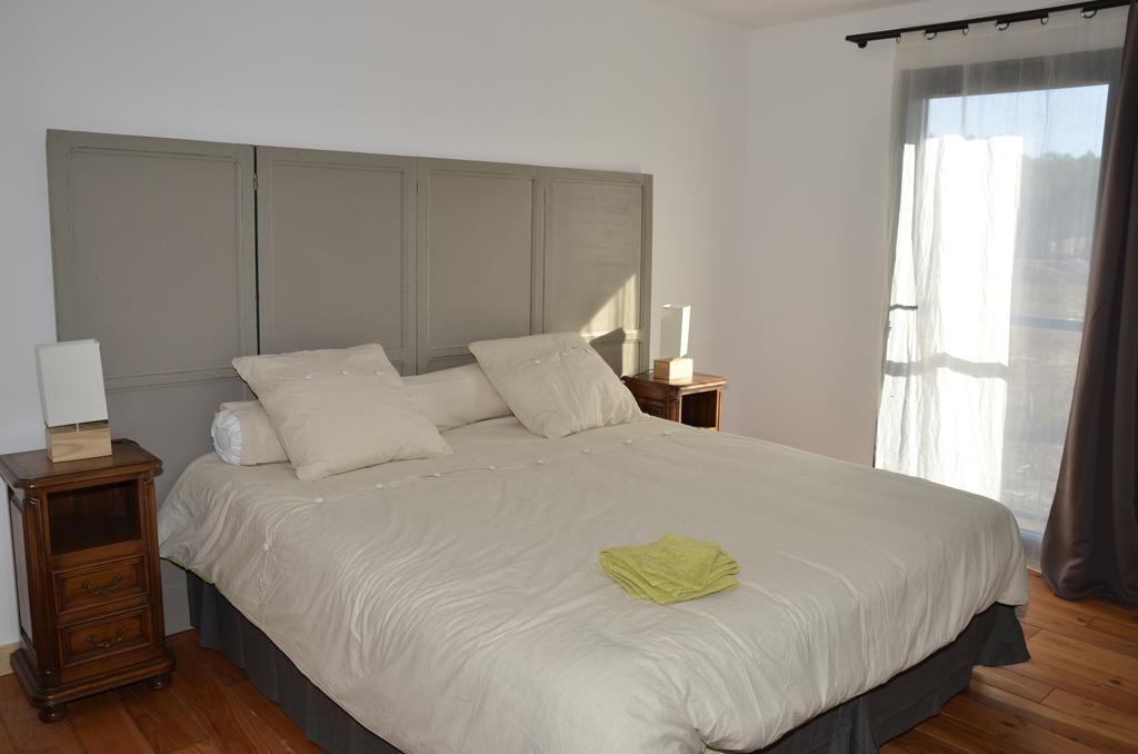 La Grange Du Coulin Bed & Breakfast Onesse-et-Laharie Room photo