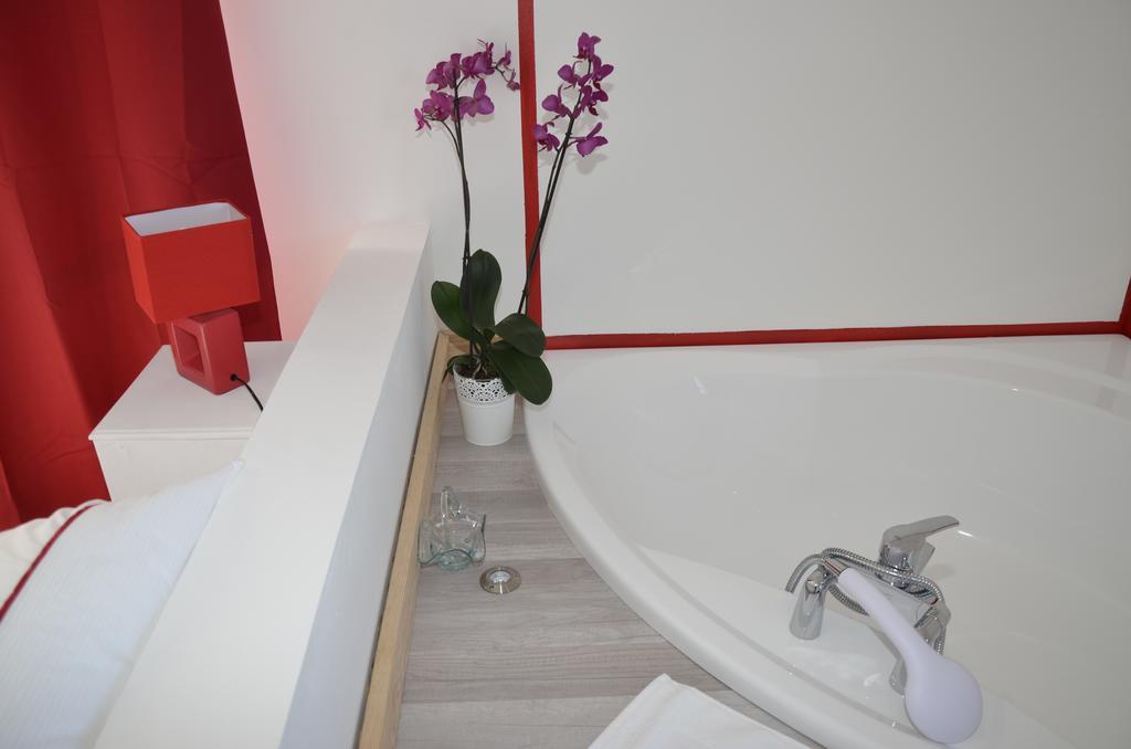 La Grange Du Coulin Bed & Breakfast Onesse-et-Laharie Room photo